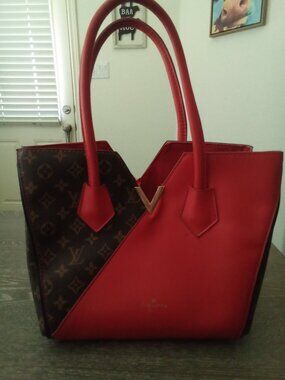 TRENDY TOTE